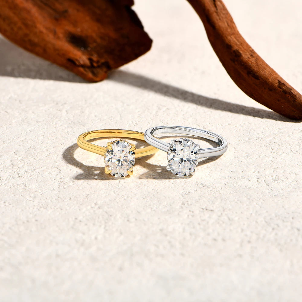 Oval Cut 9×7mm 2CT D VVS1 Moissanite Ring